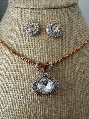 Swarovski Clear Crystal Heart Pendant Necklace and Stud Earrings Set